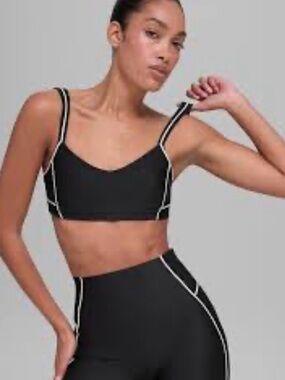 Alo
Airlift Haven Bra - Black/White bralette Top - Women Intimates, nwt, sz Xs